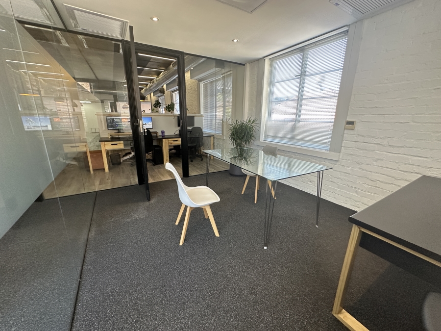 To Let commercial Property for Rent in Green Point Western Cape